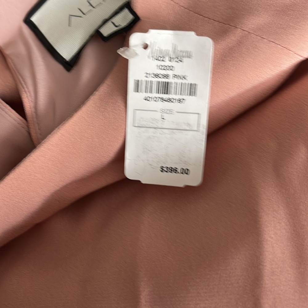 Alexis - Picture 6 of 6